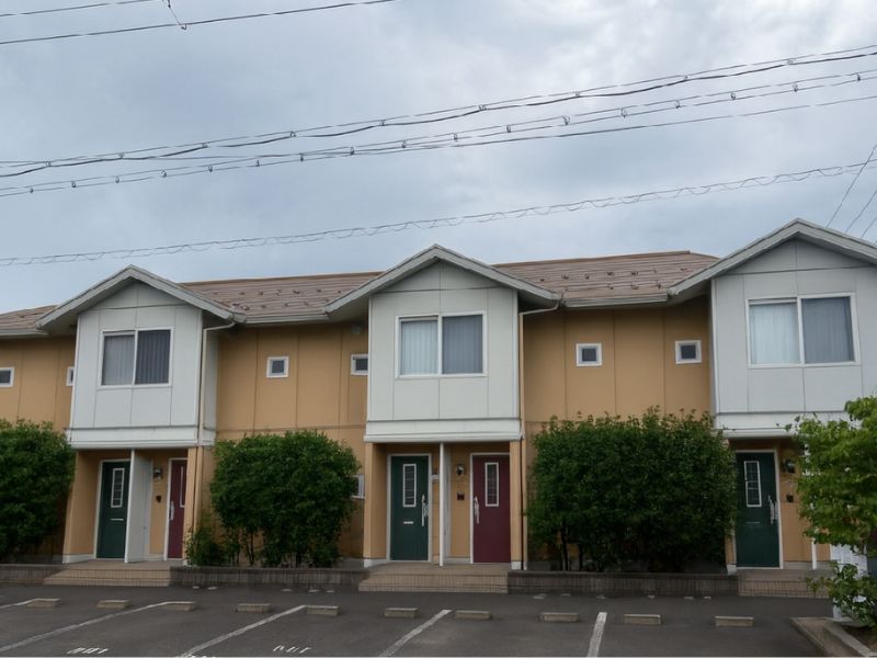 【小浜市アパート屋根・外壁塗装工事】入居者さまも安心の快適リニューアルがスタート